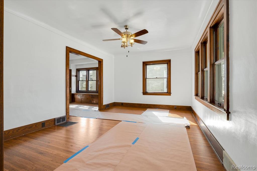 522 N Washington Avenue, Royal Oak, MI 48067 — Photo 2