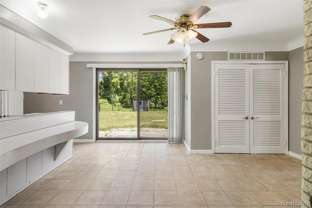 51056 Fairlane Drive, Utica, MI 48316 — Photo 8