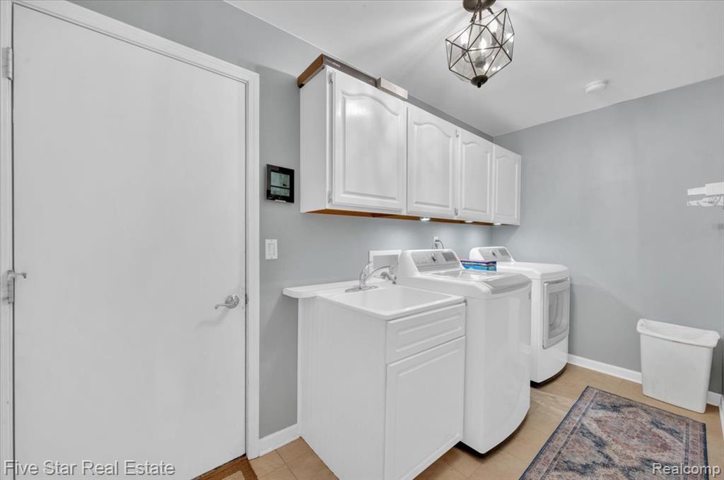 4143 Glencastle Drive, Troy, MI 48098 — Photo 19
