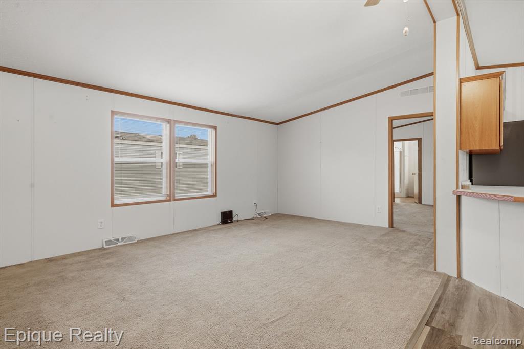 310 Greenwood, Wixom, MI 48393 — Photo 7