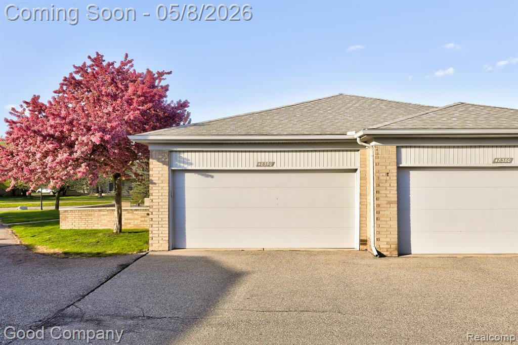 48390 Seawind Court, Utica, MI 48315 — Photo 40
