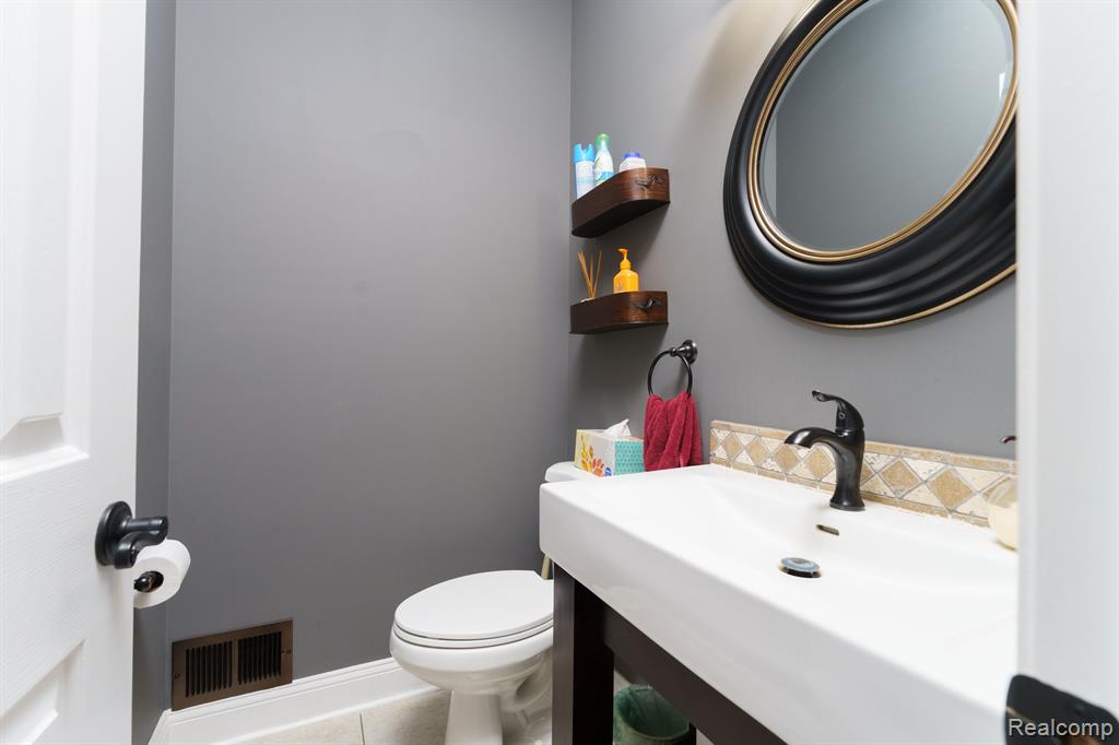 2759 CARTER Road, Dansville, MI 48819 — Photo 13