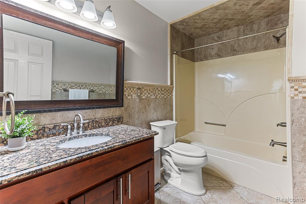 23364 Clark Road, Belleville, MI 48111 — Photo 19