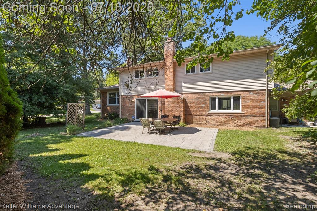 6711 Woodside Trail, West Bloomfield, MI — Photo 35