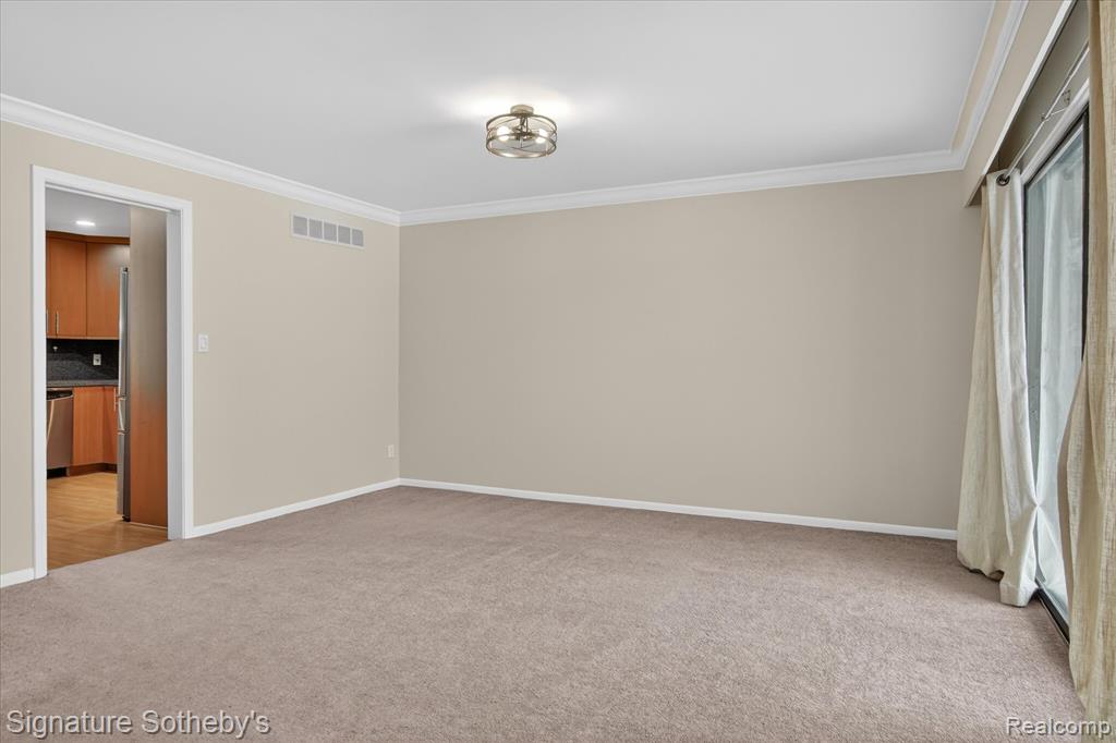 7107 Pebble Park Drive, 163, West Bloomfield, MI — Photo 16