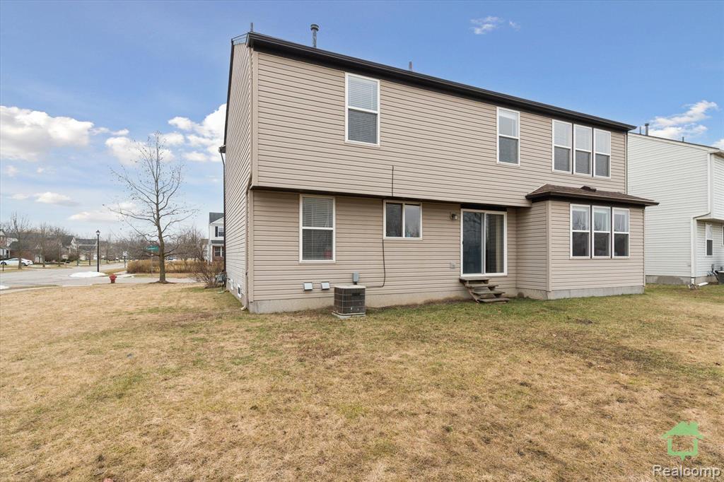 9799 Ravenshire Drive, Ypsilanti, MI 48198 — Photo 47