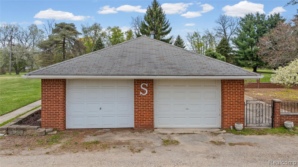 700 Townsend Road, Leonard, MI 48367 — Photo 4
