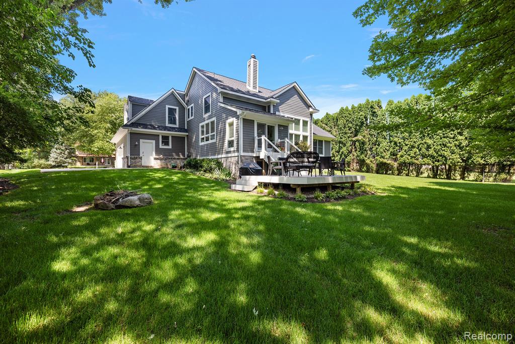 733 LONGFORD Drive, Rochester Hills, MI 48309 — Photo 87
