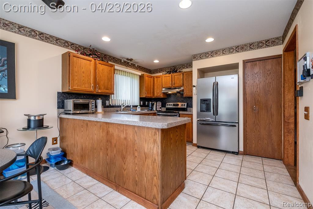 6701 Sun Valley Drive, Clarkston, MI 48348 — Photo 13