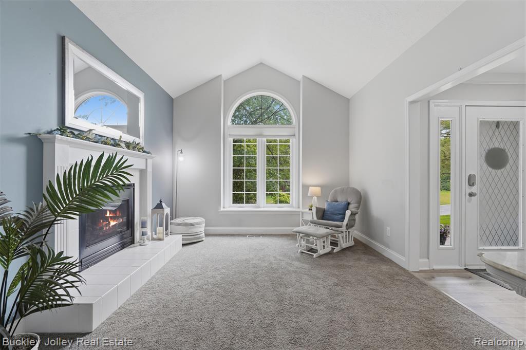 7829 Hillside Lakes Drive, Brighton, MI 48116 — Photo 17