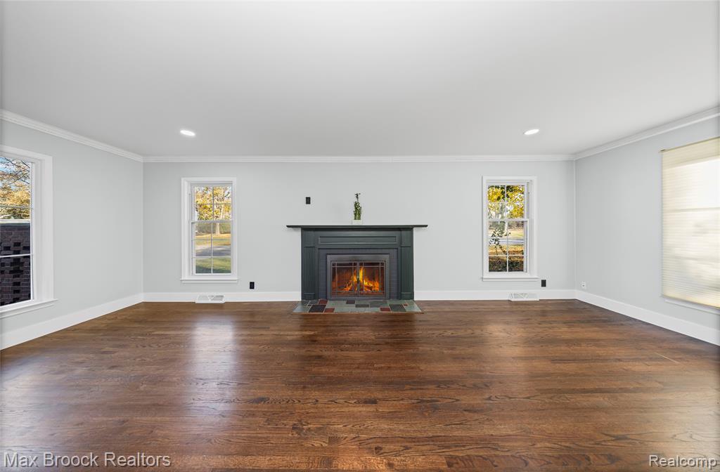 2724 Alveston Drive, Bloomfield, MI 48304 — Photo 9
