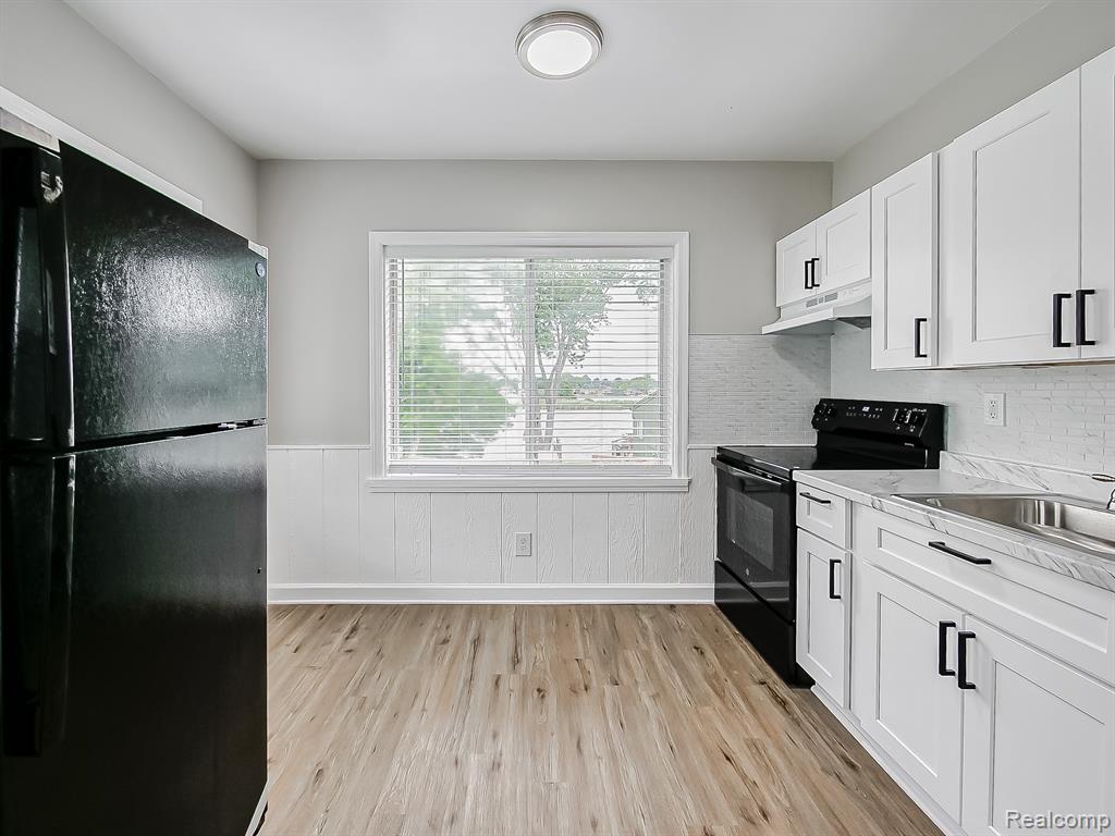3170 Dixie Highway, Waterford, MI 48328 — Photo 2