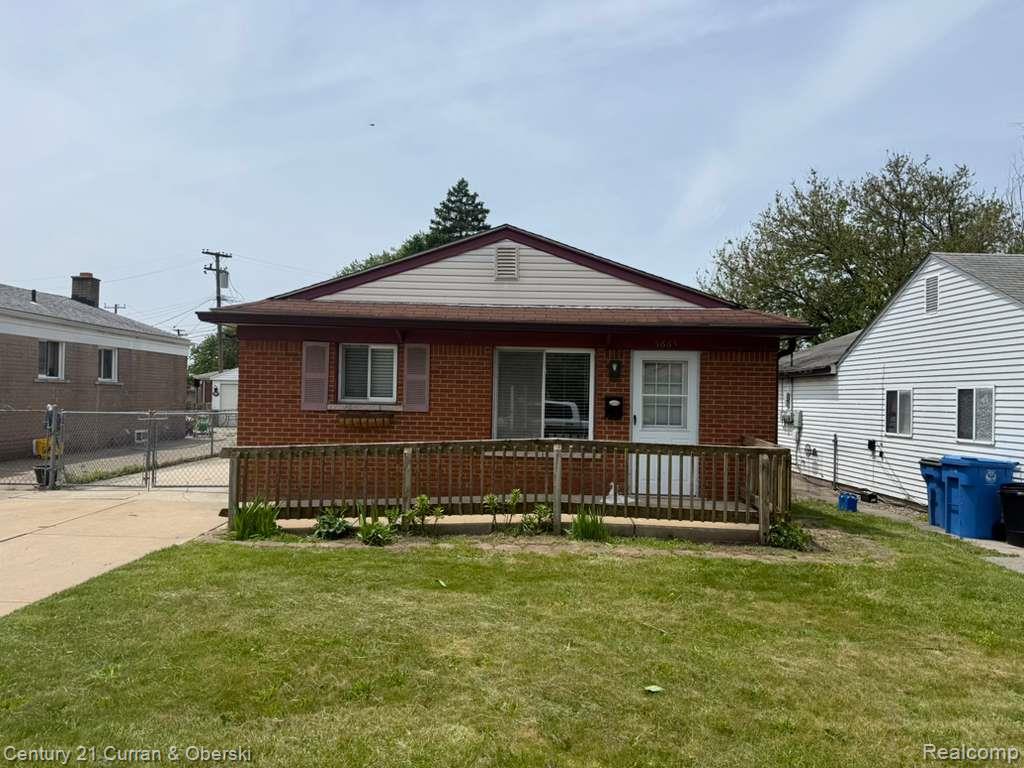 5665 Nightingale Street, Dearborn Heights, MI 48127 — front exterior