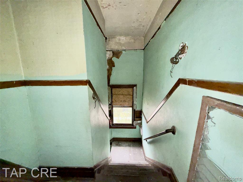 1017 E Grand Boulevard, Detroit, MI 48207 — Photo 16
