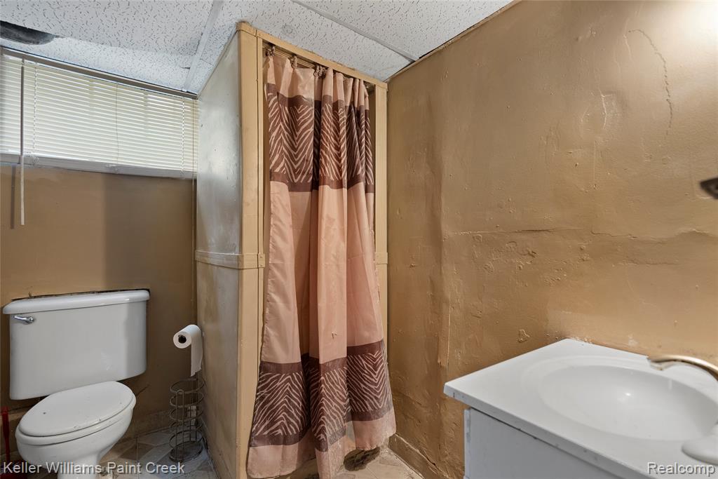 5752 Chatsworth Street, Detroit, MI 48224 — Photo 16