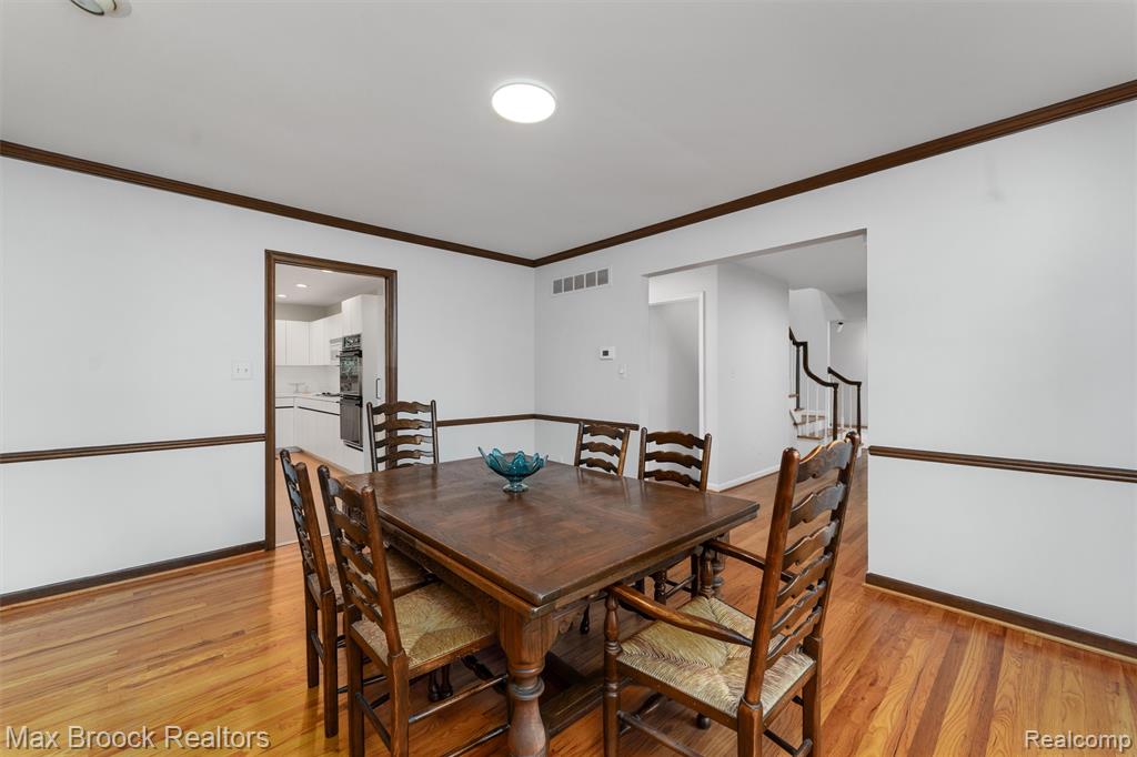 5946 Cherry Crest Drive, West Bloomfield, MI — Photo 10