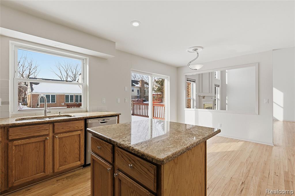 45677 Radnor Road, Canton, MI 48187 — Photo 18