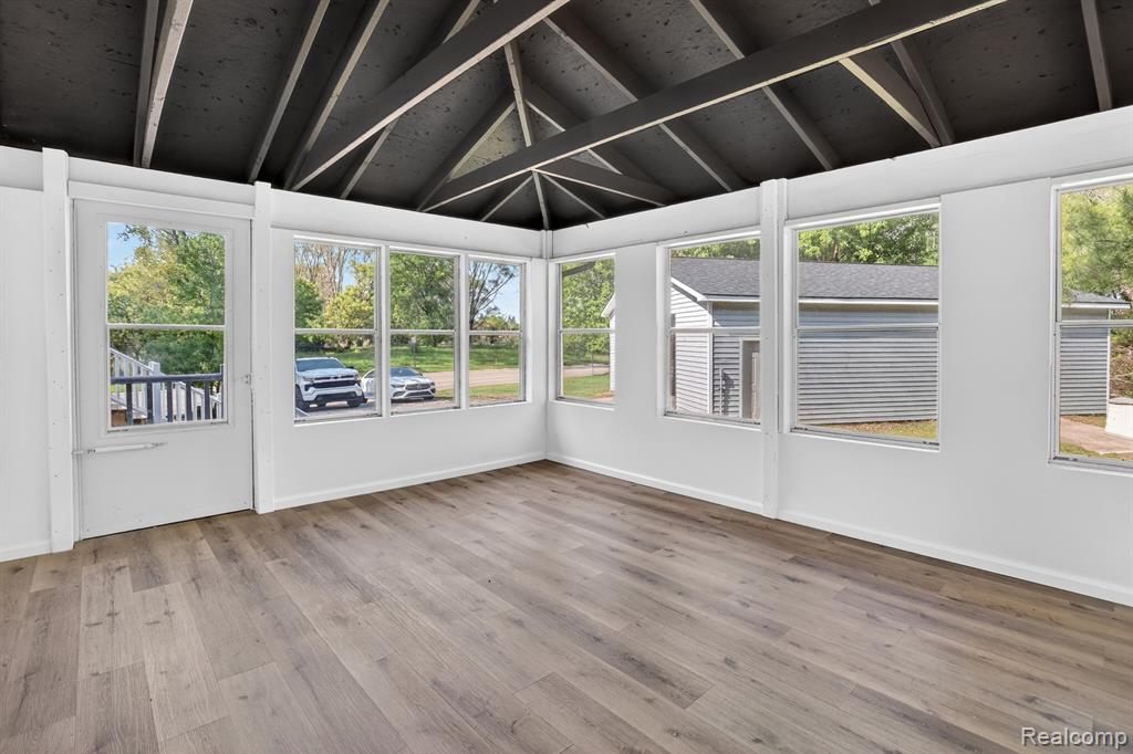 1215 N Oak Road, Davison, MI 48423 — Photo 23