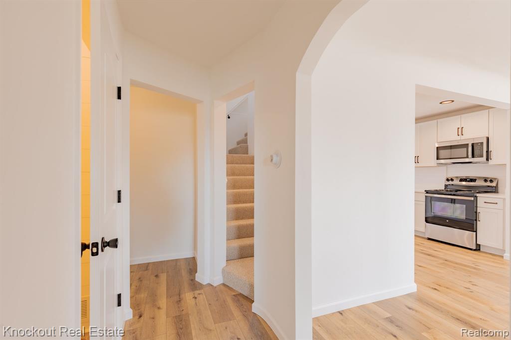 8368 MAIN Street, Birch Run, MI 48415 — Photo 27