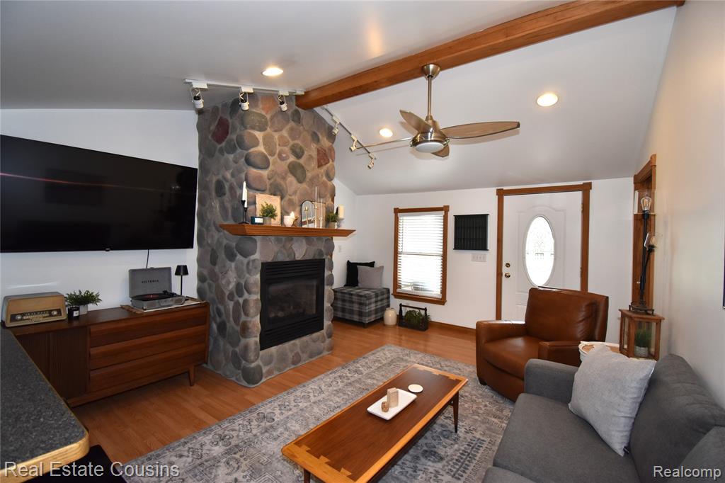 116 Park Street, Gaines Vlg, MI 48436 — Photo 17