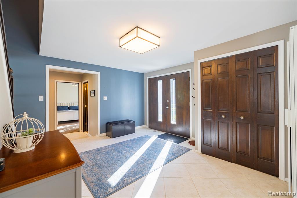 5634 POWDER HORN Drive, West Bloomfield, MI — Photo 5