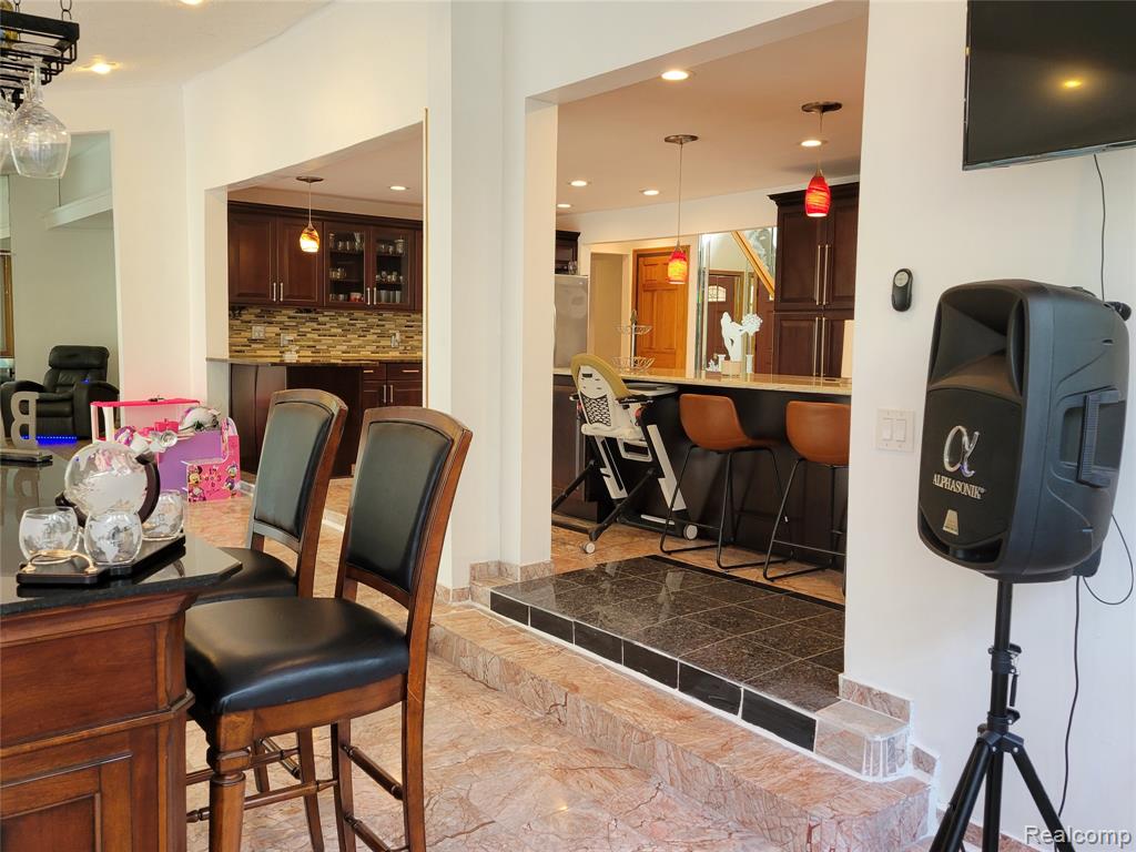 5549 Perrytown Drive, West Bloomfield, MI — Photo 44