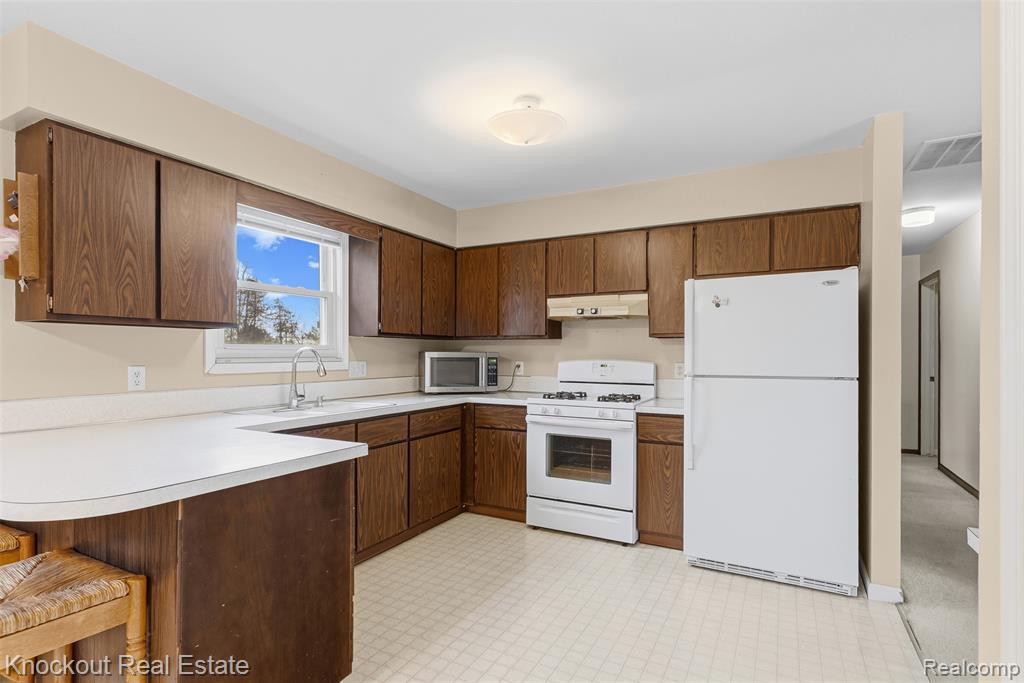 6256 State Road, Vassar, MI 48768 — Photo 14