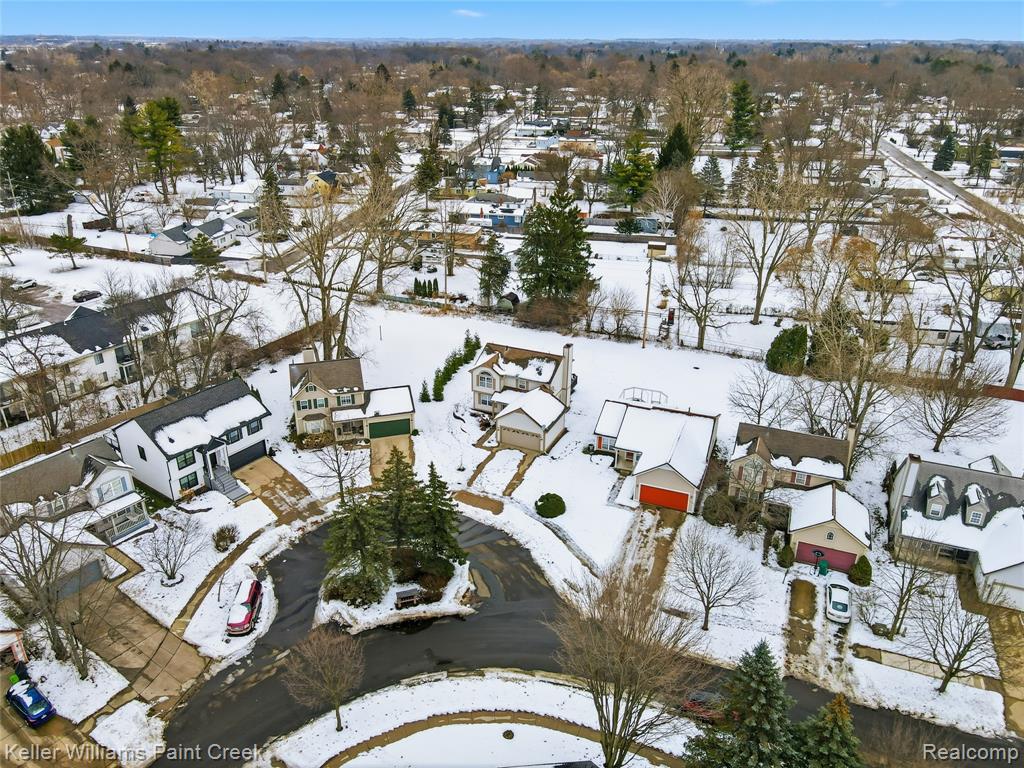 833 Huntclub Boulevard, Auburn Hills, MI 48326 — Photo 38