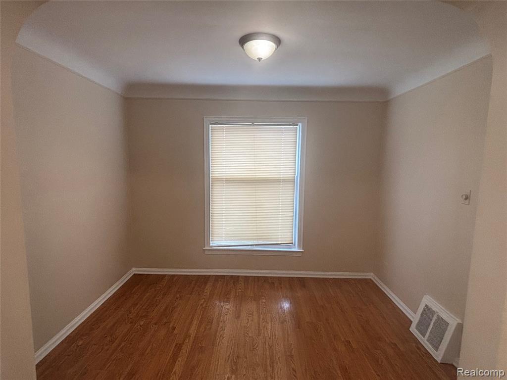 7637 Dacosta, Redford, MI 48239 — Photo 10
