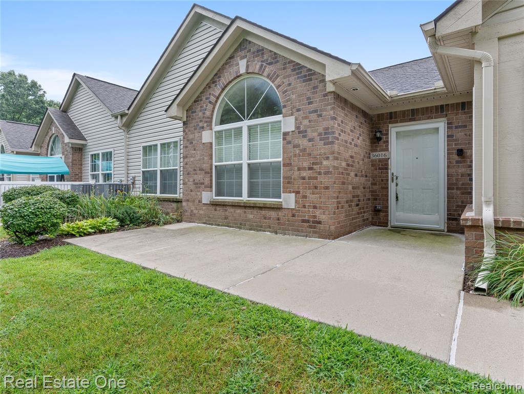 36016 Abbey Drive, Westland, MI — Photo 3