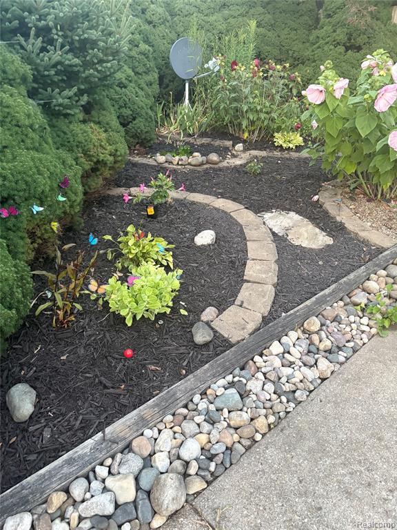 410 Spezia Drive, Oxford, MI 48371 — Photo 3