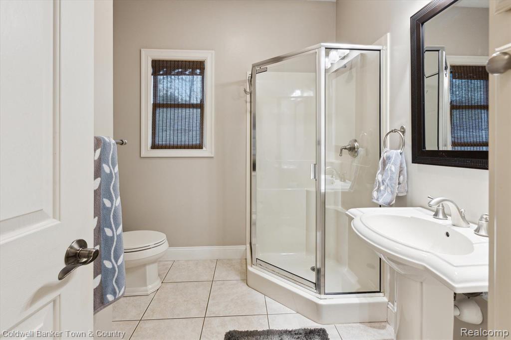 5205 RIDGEVIEW Court, Midland, MI 48642 — Photo 23