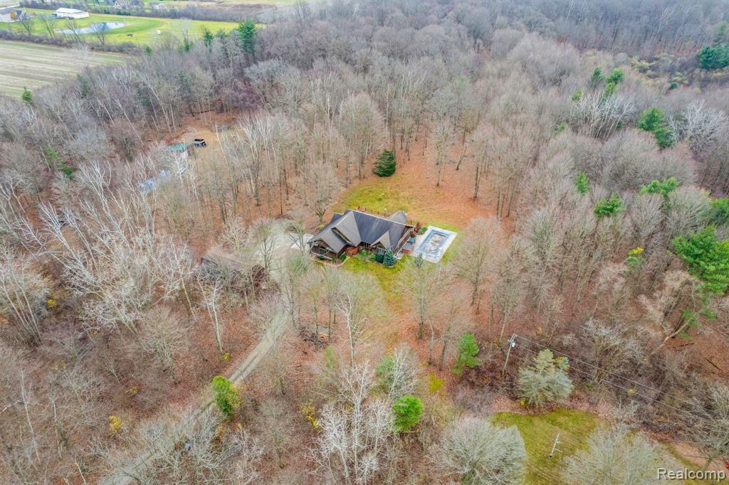 5287 MAITLAND Road, Clyde, MI 48049 — Photo 5