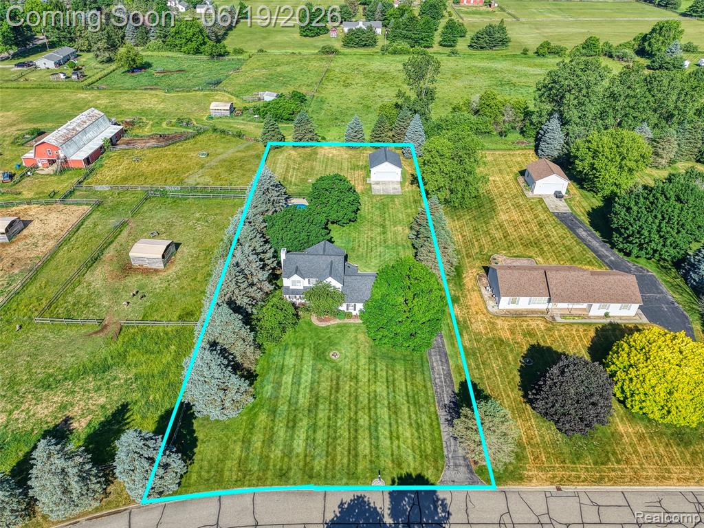 5900 Carter Court, Howell, MI 48843 — Photo 2