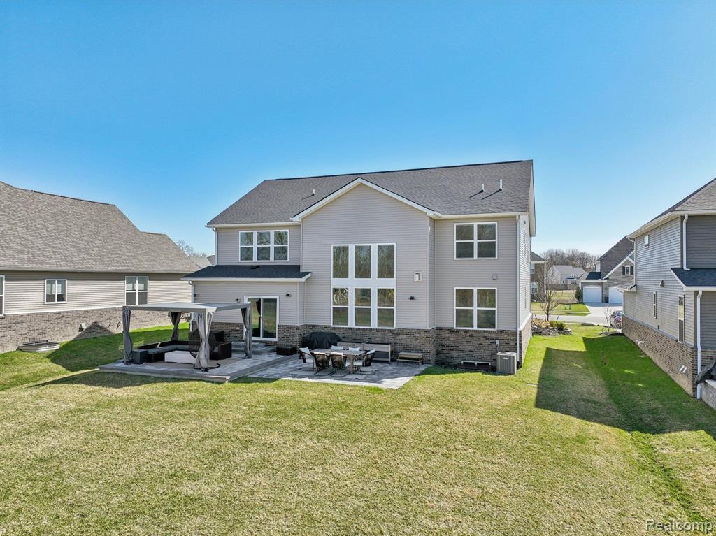 2466 MEADOW HILLS Drive, Ann Arbor, MI 48108 — Photo 57