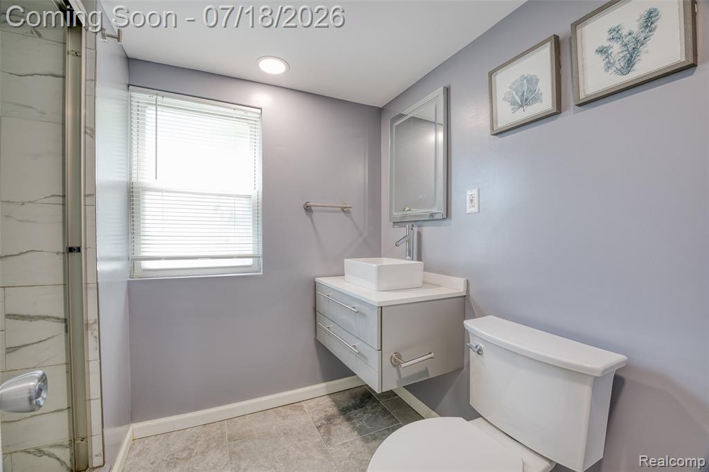5660 Kingston Street, Dearborn Heights, MI 48125 — Photo 24