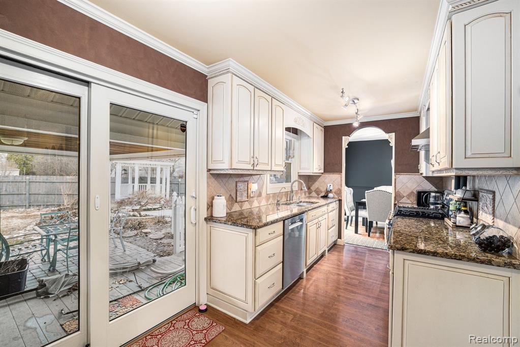 4361 Crestknoll Drive, Grand Blanc, MI 48439 — Photo 6