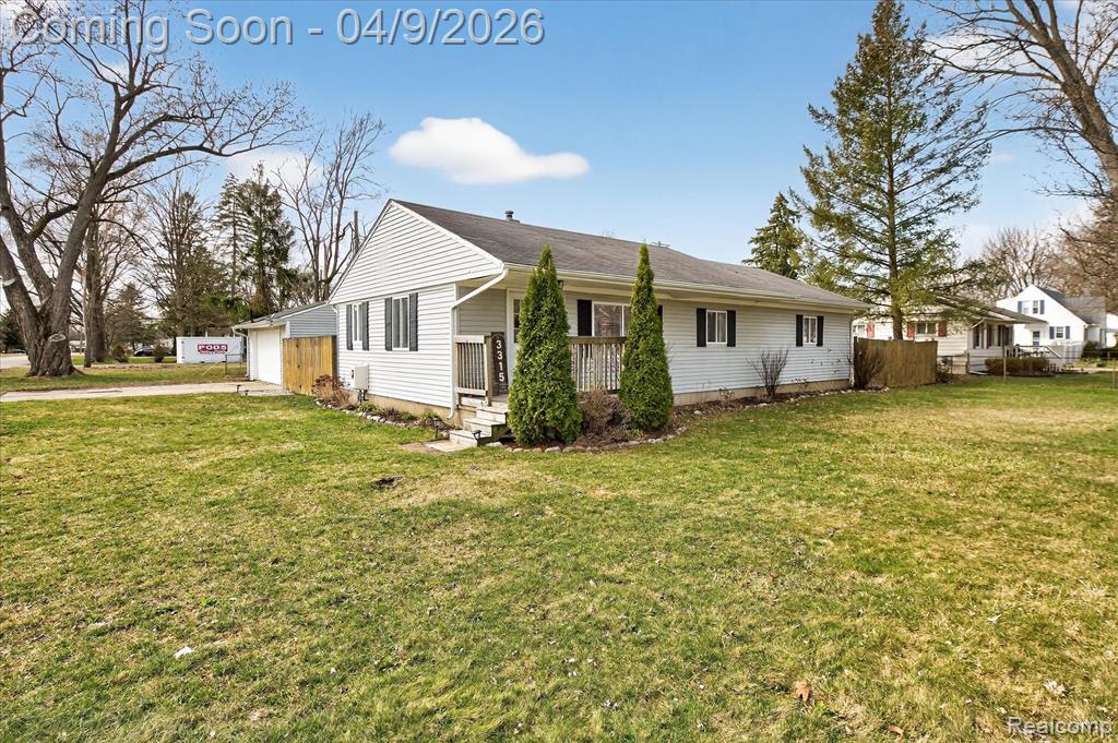 3315 Warringham Avenue, Waterford, MI 48329 — Photo 2