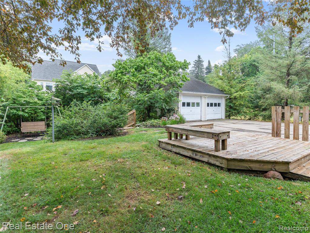 609 N Michigan Avenue, Howell, MI 48843 — Photo 26