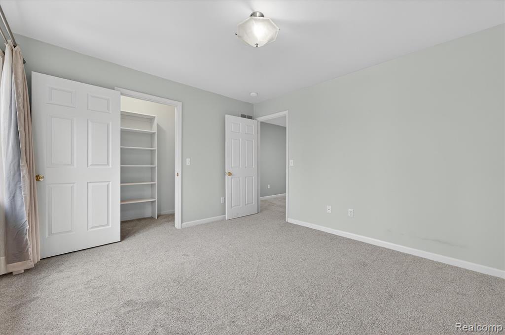 57165 Willow Ridge Boulevard, Washington, MI — Photo 39