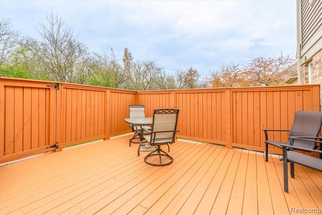 4509 Hunters Circle E, Canton, MI 48188 — Photo 28