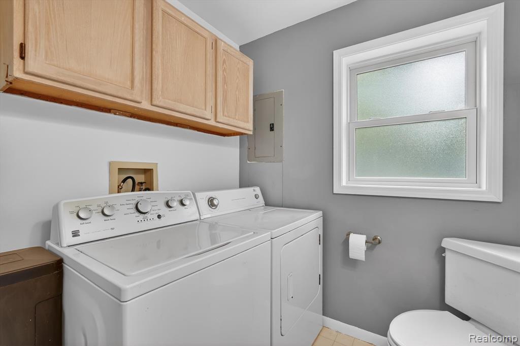 403 Pond Street, Pinckney, MI 48169 — Photo 22