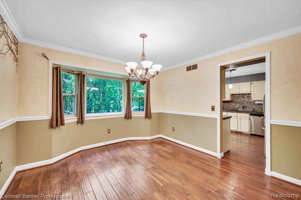 8873 Nepahwin Drive, Clarkston, MI 48348 — Photo 10