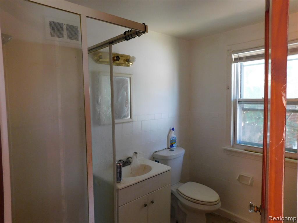 8346 Sirron Street, Detroit, MI 48234 — Photo 12