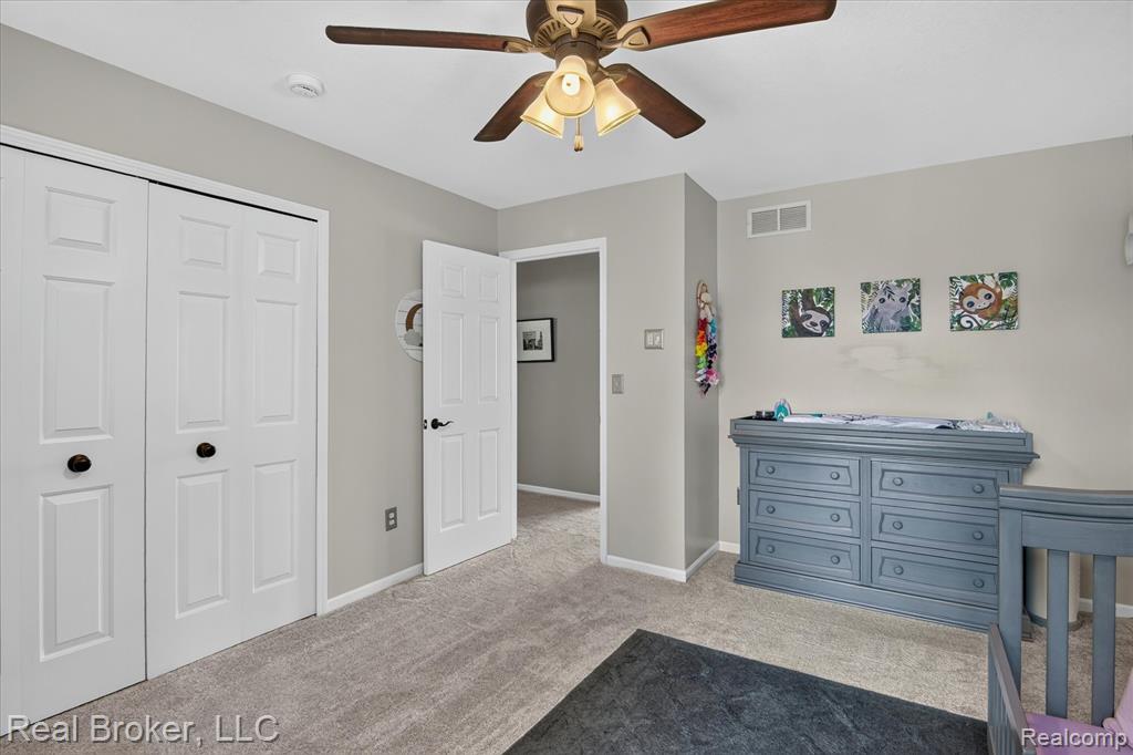 15156 Oak Valley Lane, Monroe, MI 48161 — Photo 30