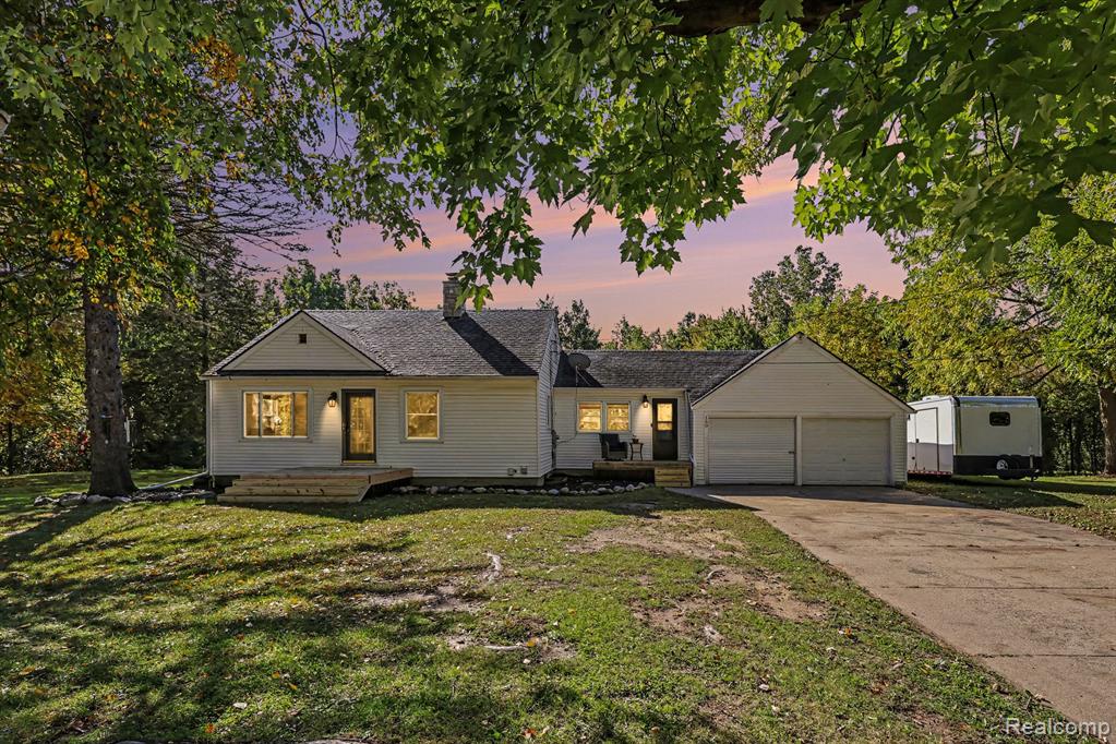 160 Collier Road, Auburn Hills, MI 48326