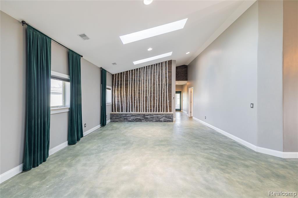 21527 Parke Lane, Grosse Ile, MI 48138 — Photo 6