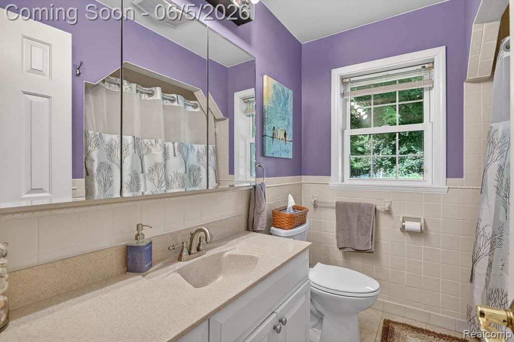 111 N Haywood Road, Webberville, MI 48892 — Photo 16