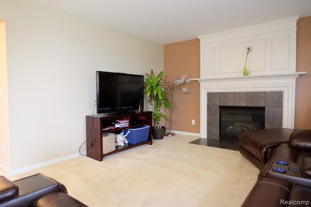 9653 Wexford Drive, Ypsilanti, MI 48198 — Photo 11