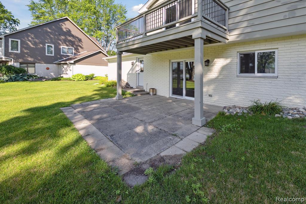 5100 Surfwood Drive, Commerce Twp, MI 48382 — Photo 38